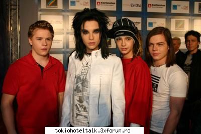 Poze cu museii astia - q noul look cik - Tokio Hotel